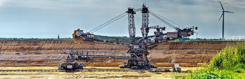 excavators, bucket wheel excavators, open pit mining-1050501.jpg